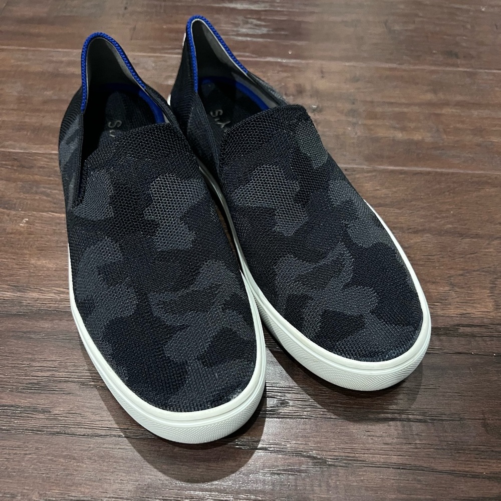 Rothy’s The Sneaker black camo women’s size 8.5 VVGUC